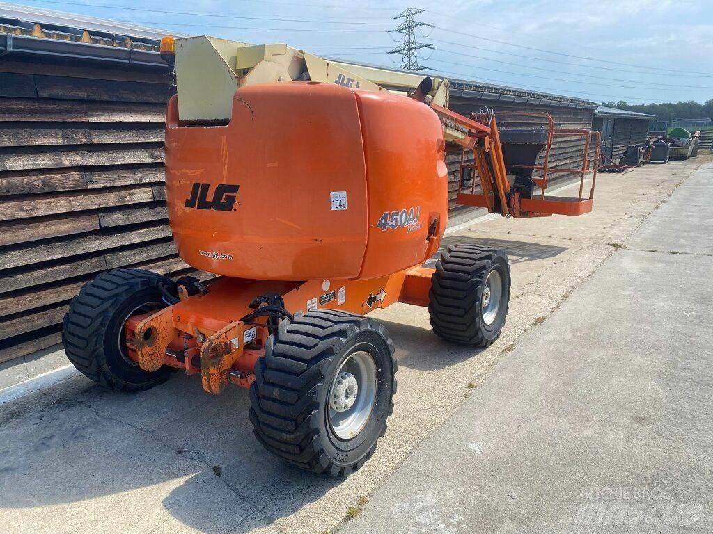 JLG 450AJ 曲臂高空作業車