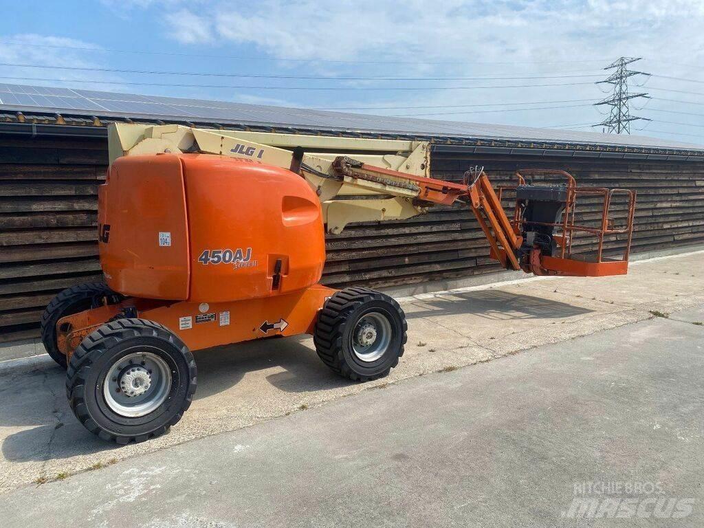 JLG 450AJ 曲臂高空作業車