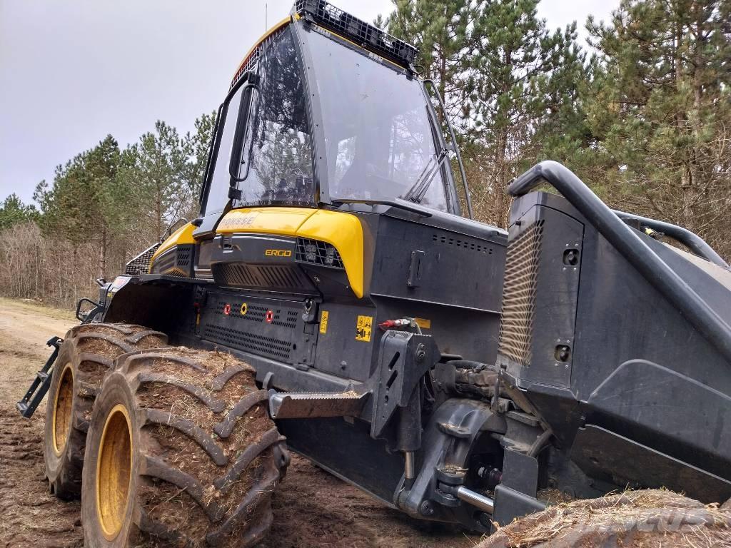 Ponsse Ergo 8W 收穫機