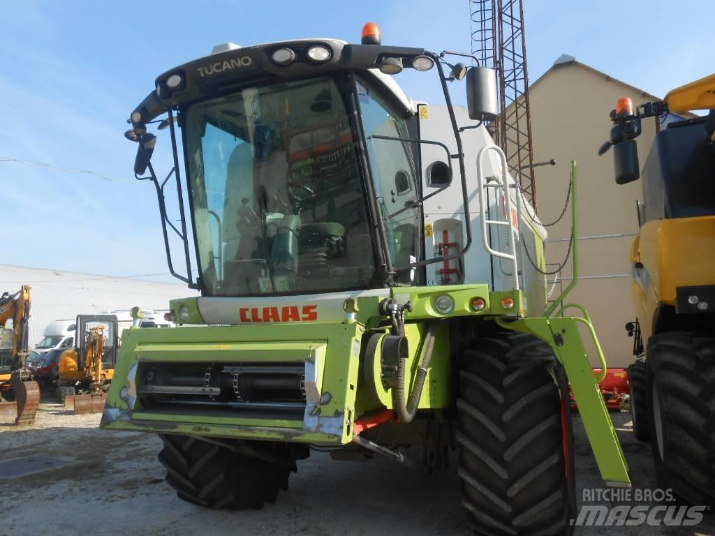 CLAAS Tucano 440 聯合收穫機