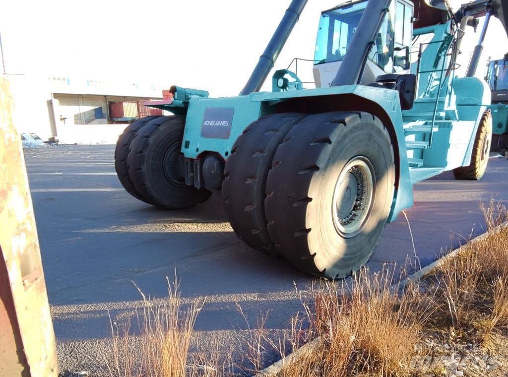 Konecranes SMV 4531 貨櫃搬運機