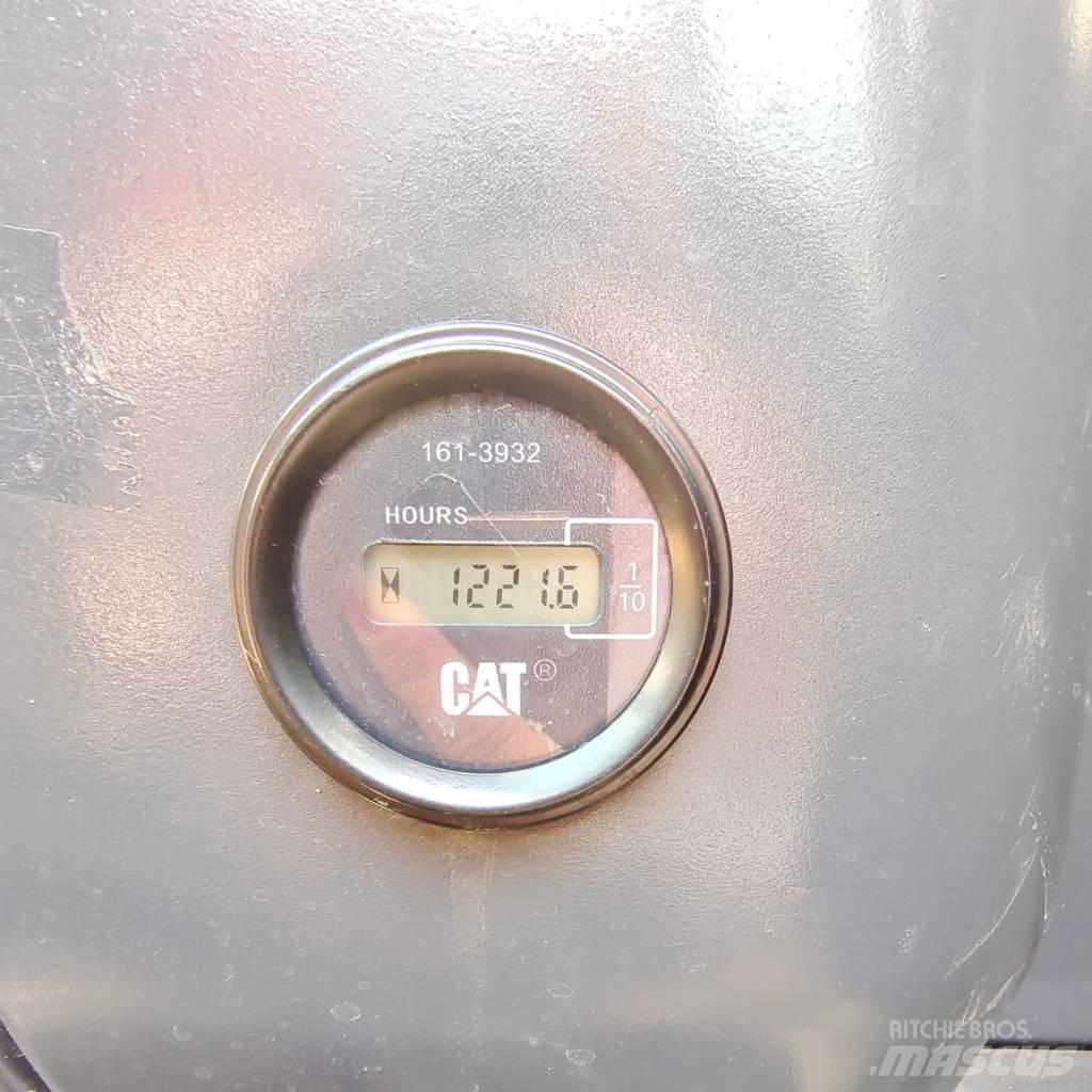 CAT 320 D 履帶式 挖土機/掘鑿機/挖掘機