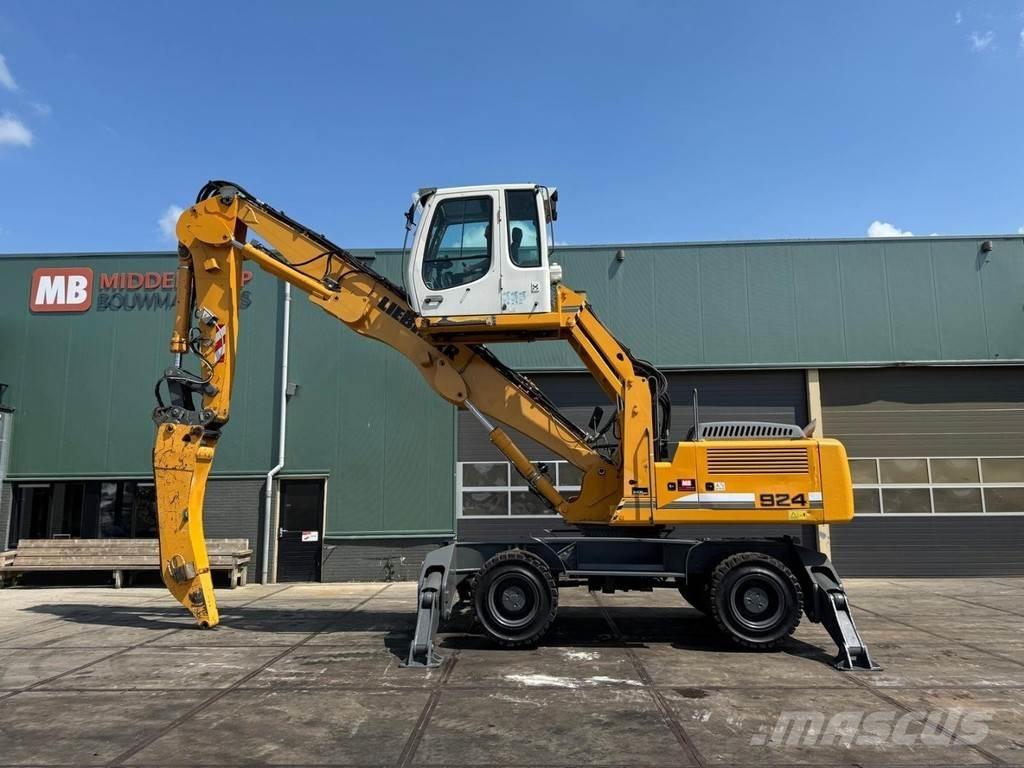 Liebherr A 924 C 廢棄物/工業用操作車