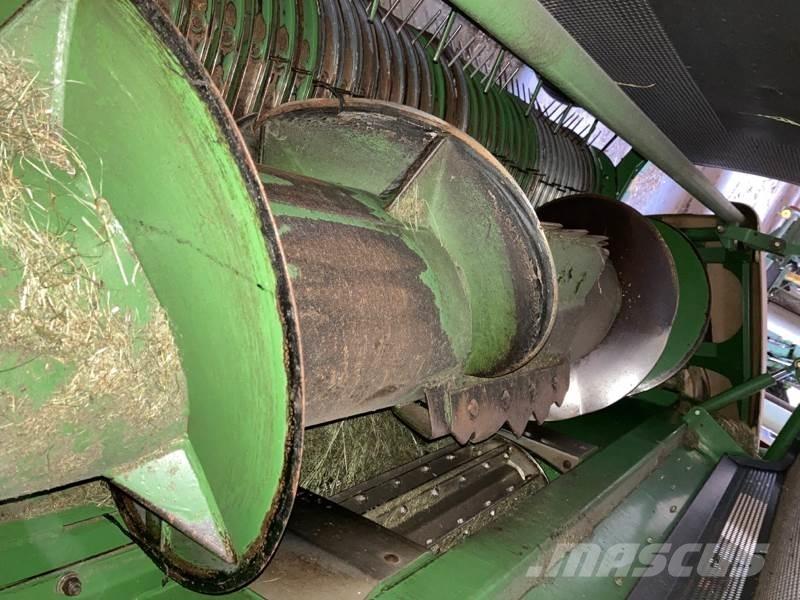 Krone Big X 800 牧草收穫機