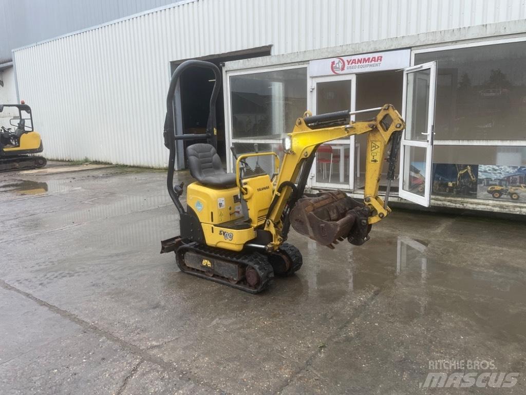Yanmar SV08 (AH930) 小型挖土機/掘鑿機<7t(小型挖掘機)