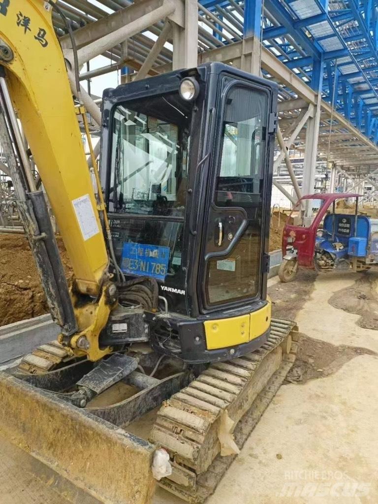 Yanmar Vio 33 小型挖土機/掘鑿機<7t(小型挖掘機)