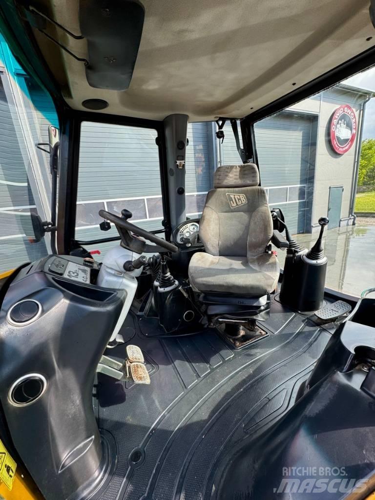 JCB 3 CX 反鏟裝載機