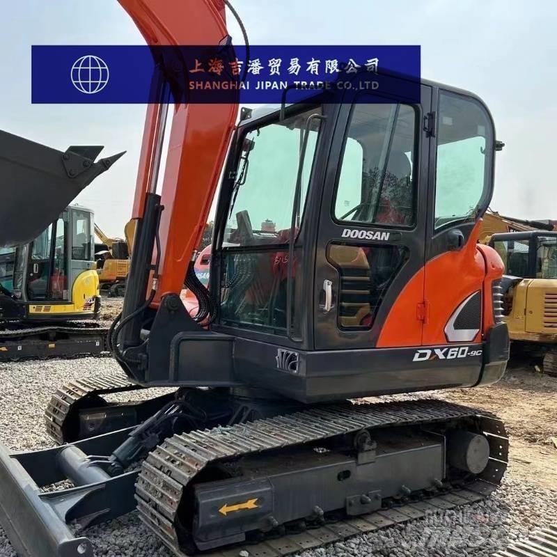Doosan DX 60-9C 小型挖土機/掘鑿機<7t(小型挖掘機)