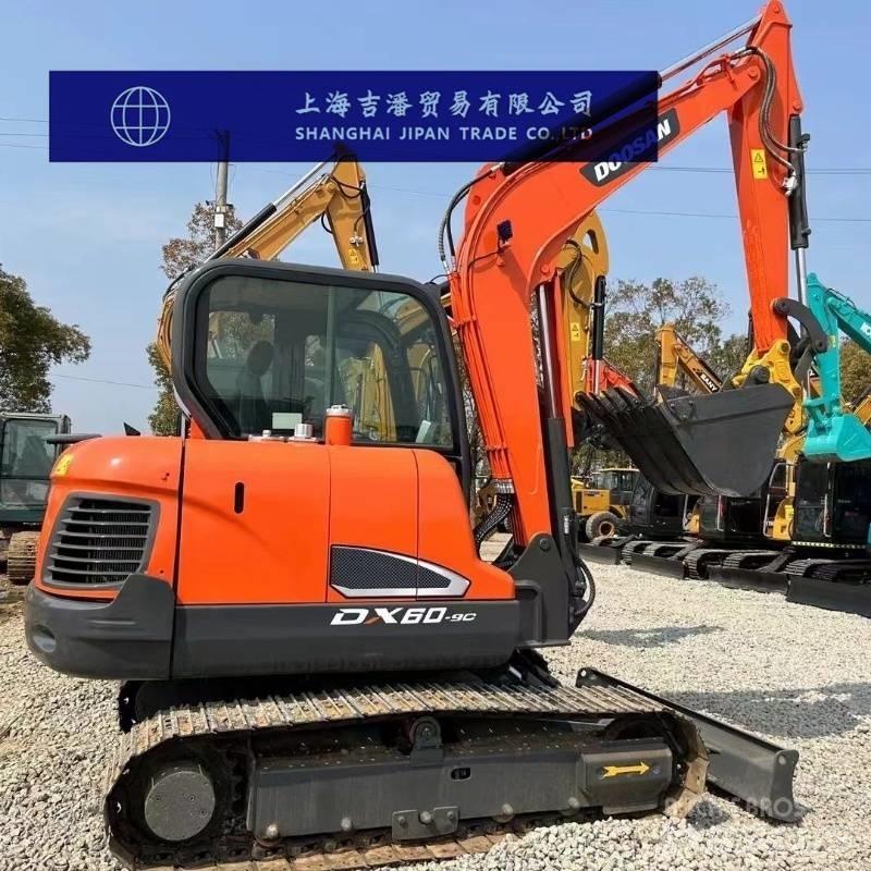 Doosan DX 60-9C 小型挖土機/掘鑿機<7t(小型挖掘機)