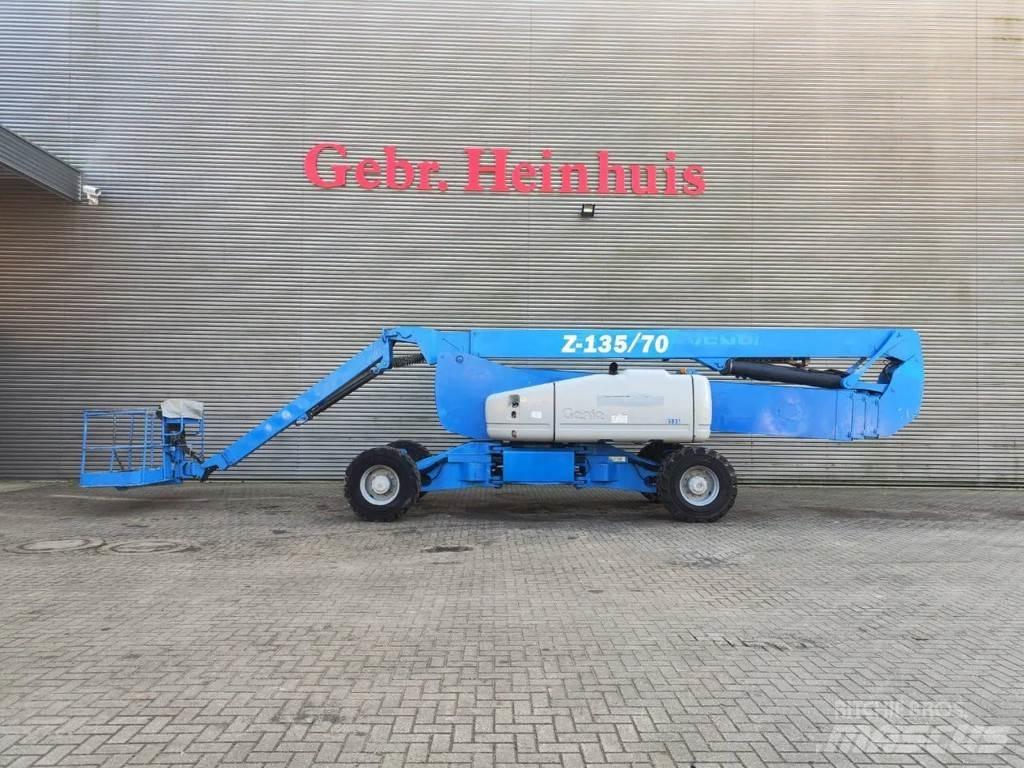 Genie Z-135 伸縮臂高空作業車