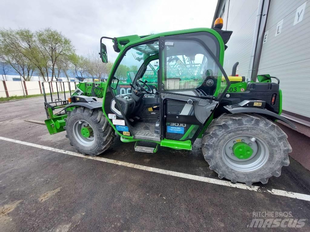 Merlo P30.10 伸縮臂操作車