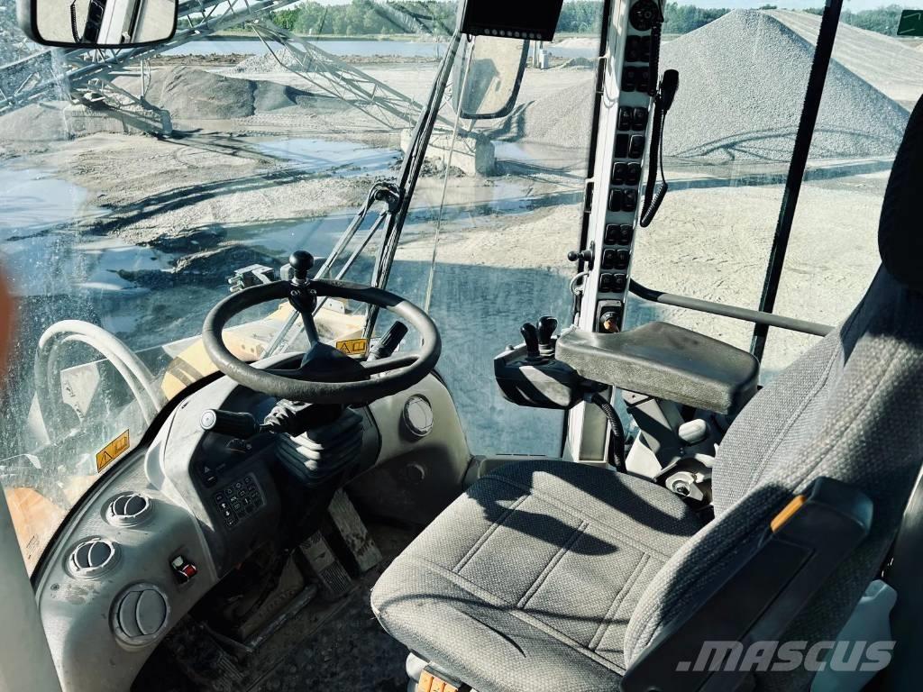 Volvo L 180 G 輪胎式裝載機