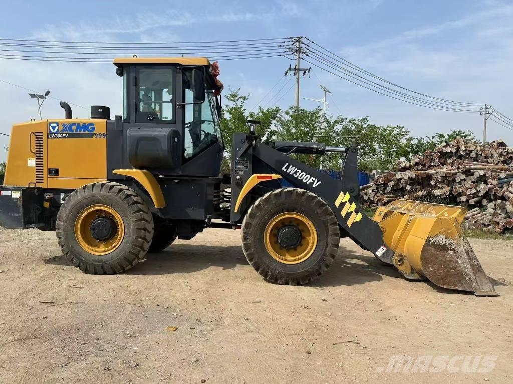 XCMG LW 300 F 輪胎式裝載機