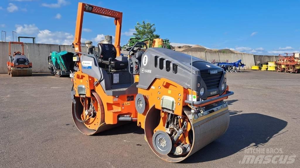 Hamm HD 13i VV 雙輪滾壓機