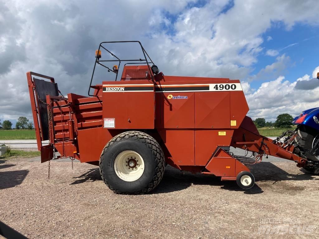 Hesston 4900 方形打捆機