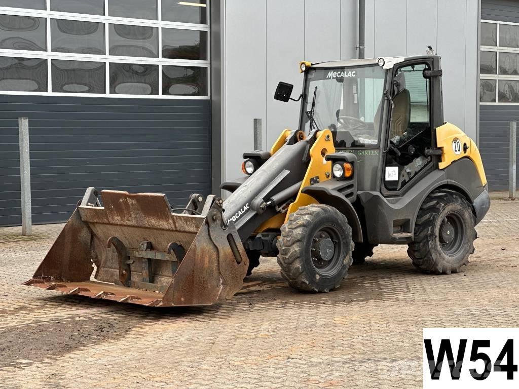 Mecalac AX 850 輪胎式裝載機