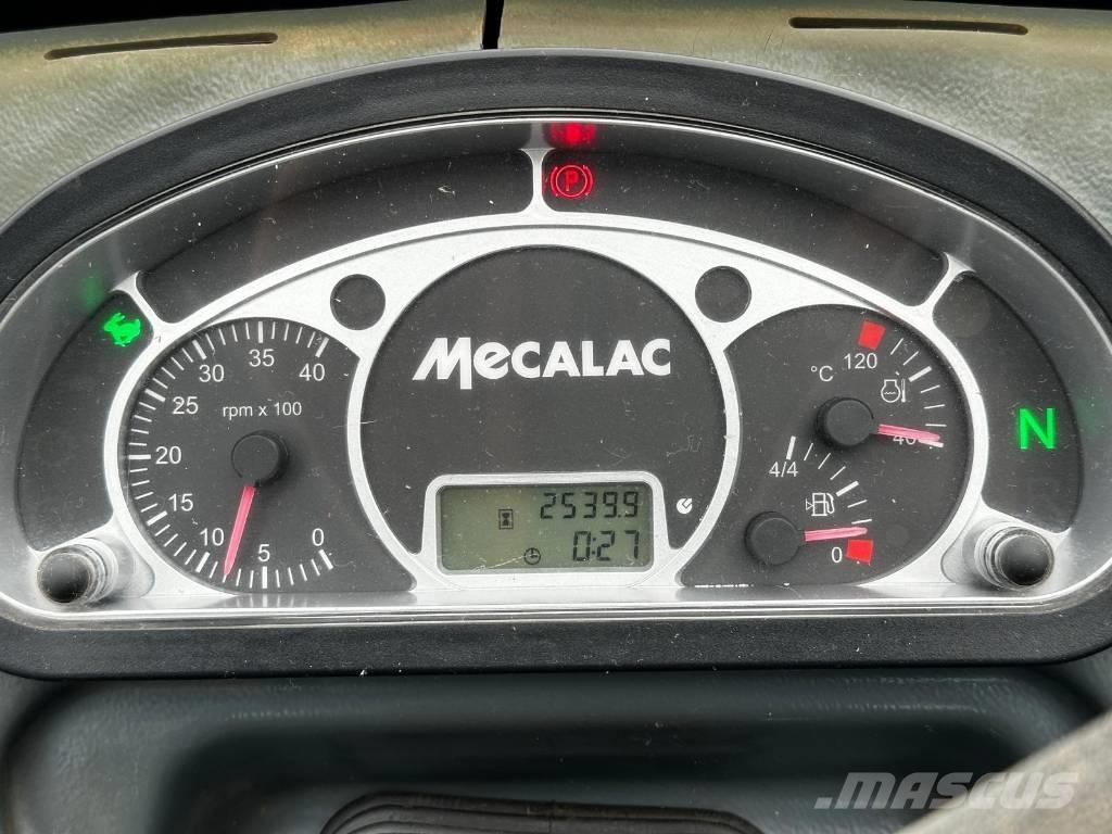 Mecalac AX 850 輪胎式裝載機