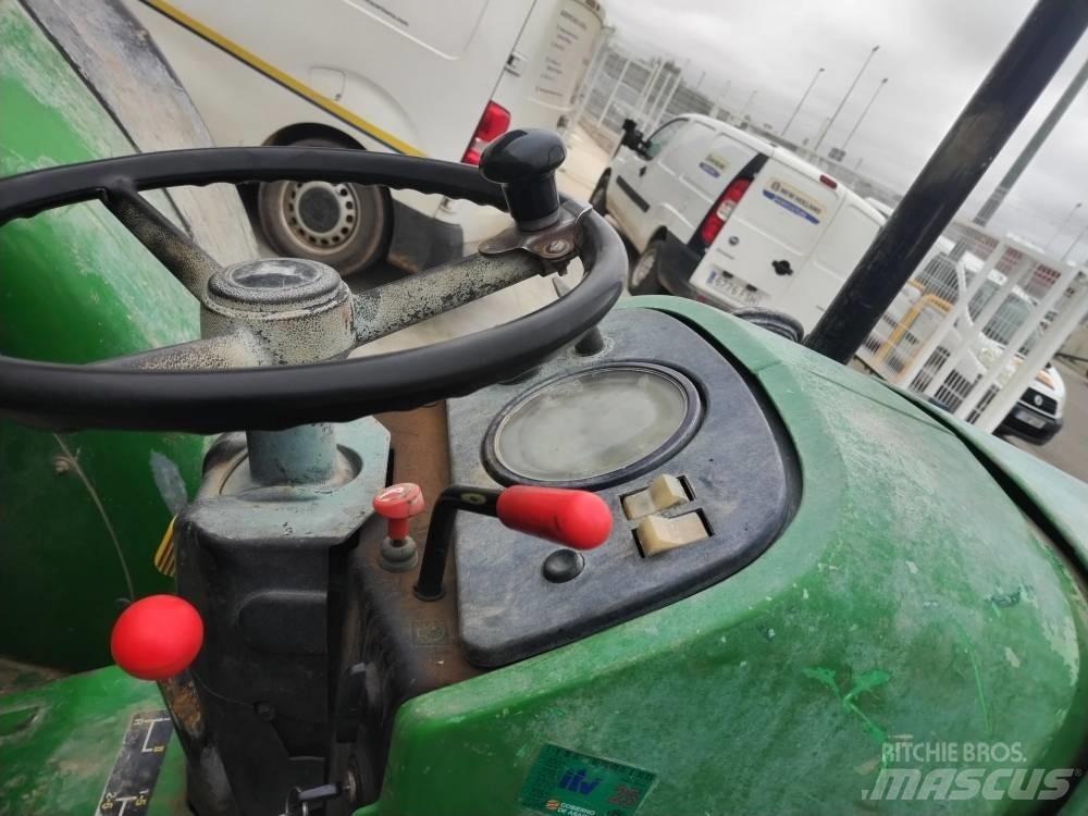 John Deere 2450 曳引機