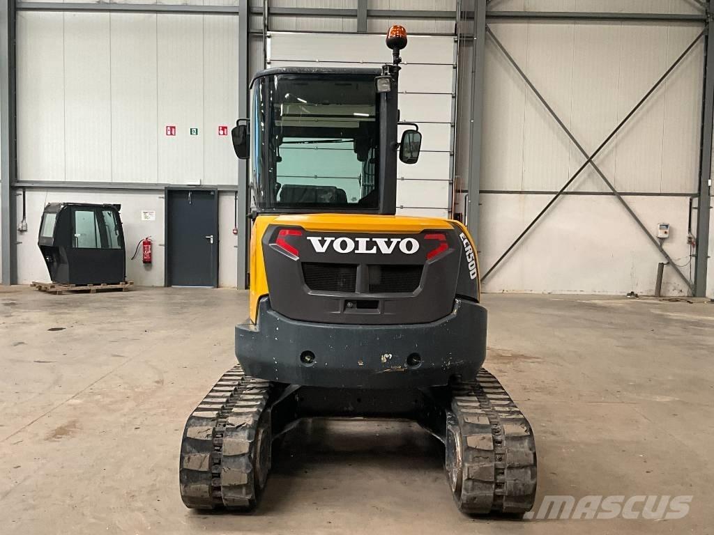 Volvo ECR 50 D 小型挖土機/掘鑿機<7t(小型挖掘機)