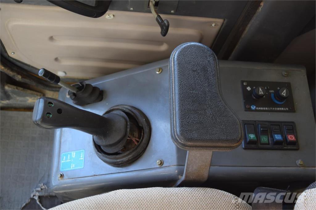 SDLG LG 918 輪胎式裝載機