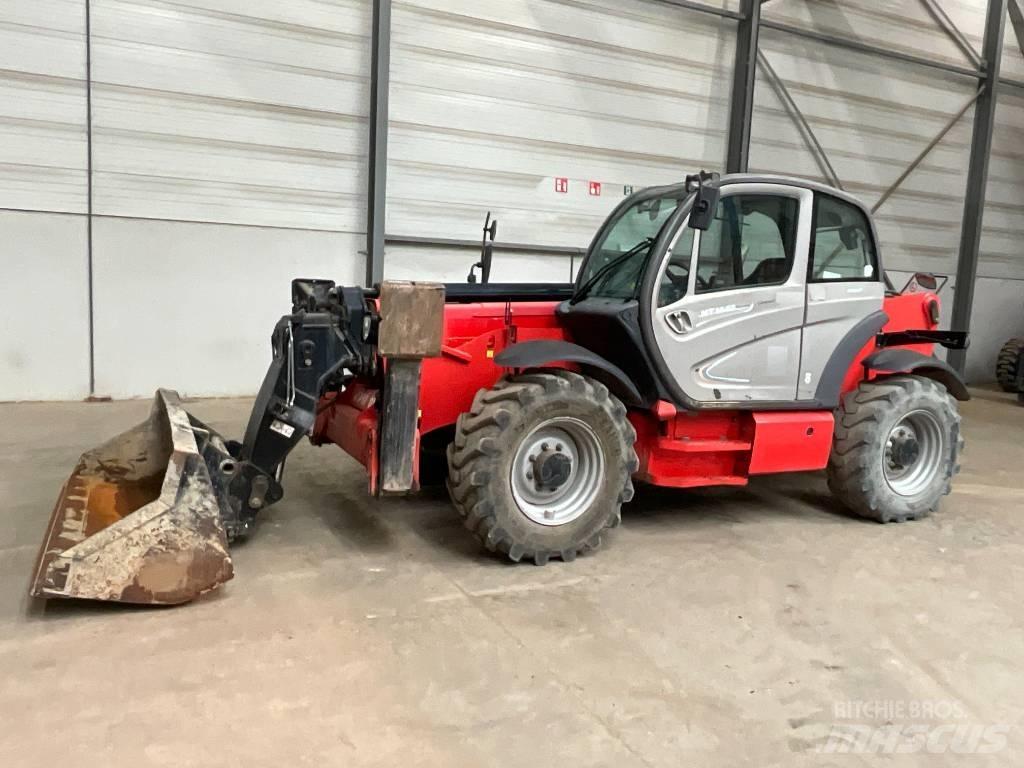 Manitou MT 1440 伸縮臂操作車