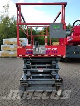 SkyJack SJ III 4632 剪式升降機