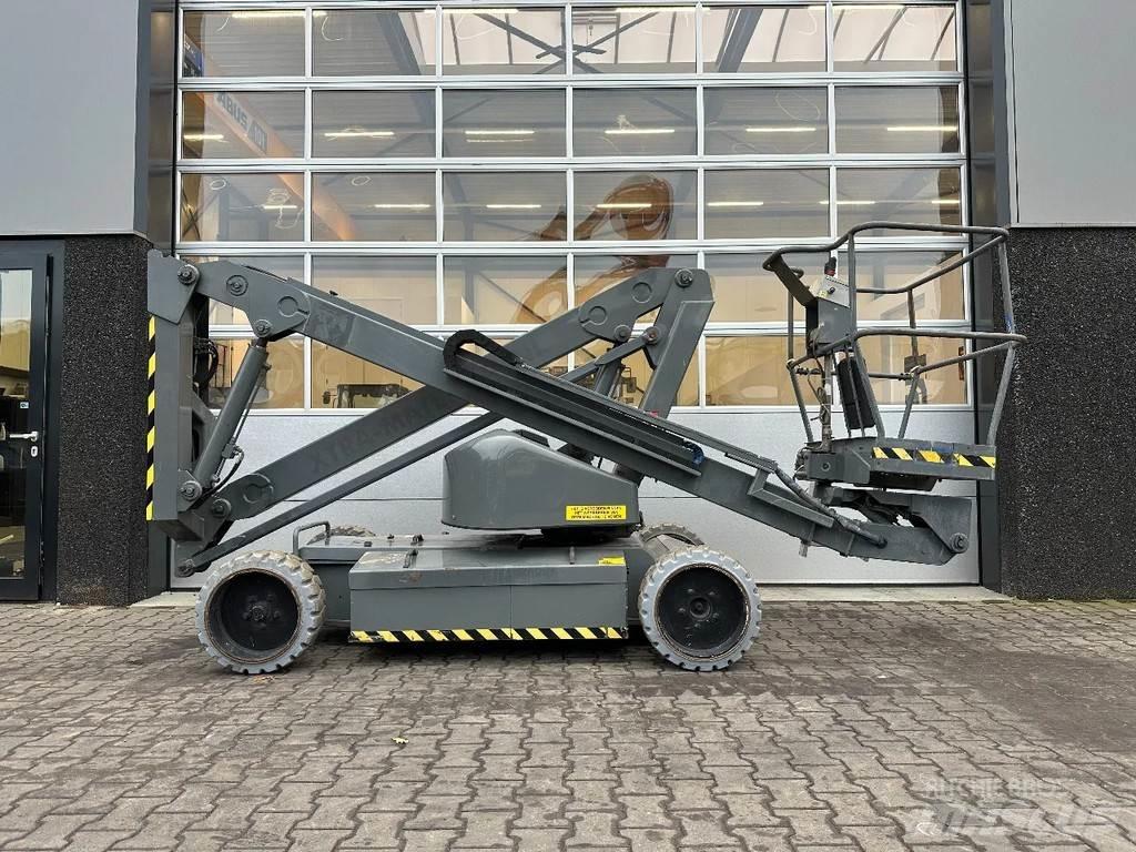 UpRight AB 38 N 曲臂高空作業車