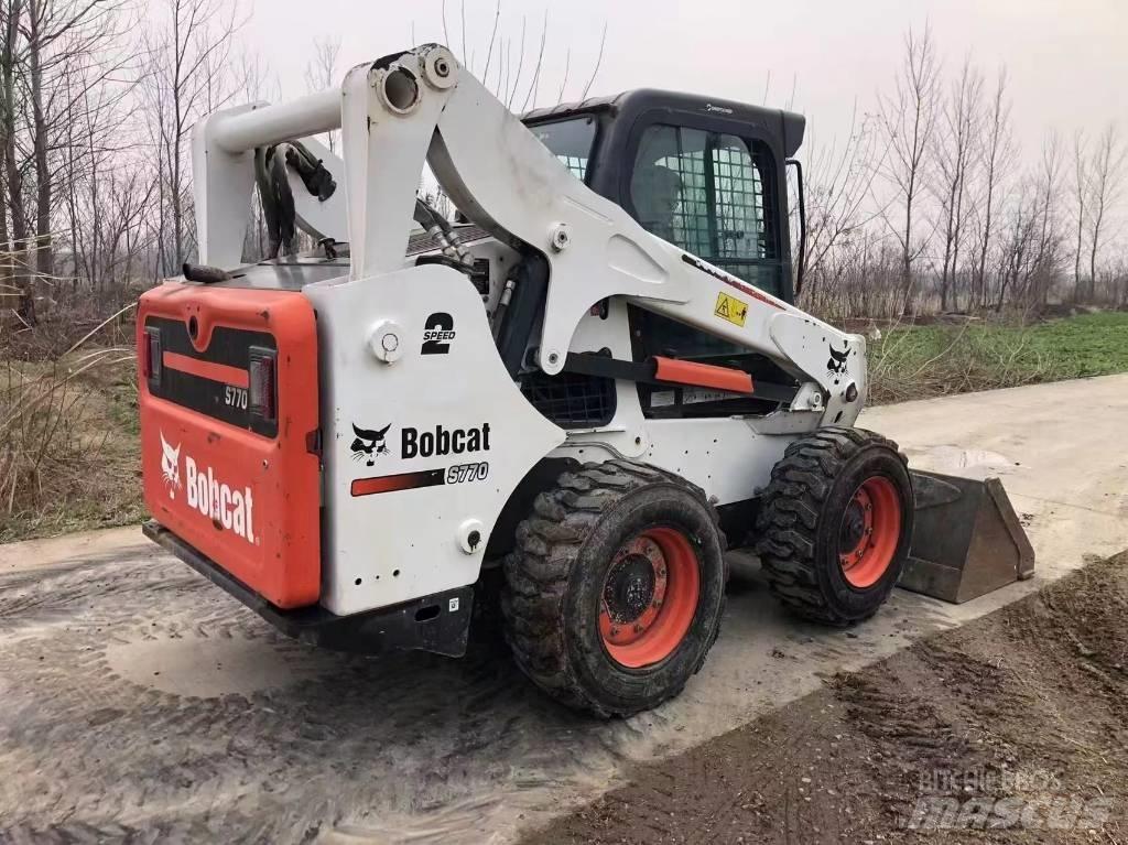 Bobcat S 770 滑移轉向裝載機