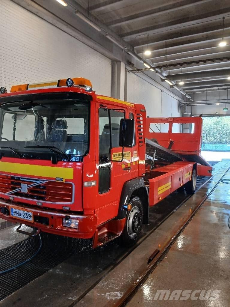 Volvo FL 6 救援車