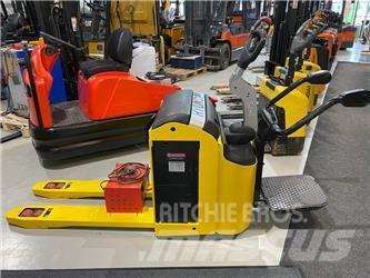 Hyundai 22EP9-7N 平台型低架升降機