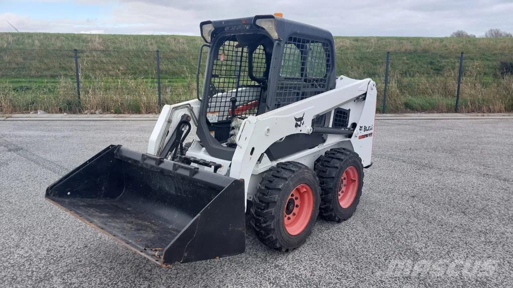 Bobcat S450 輪胎式裝載機