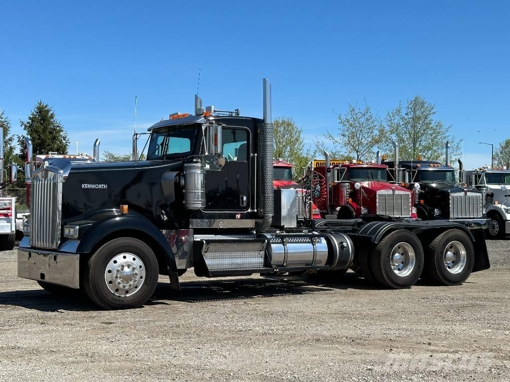 Kenworth W900 曳引機組件