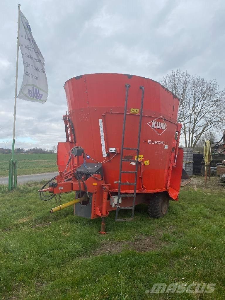 Kuhn EuroMix 混合餵料機
