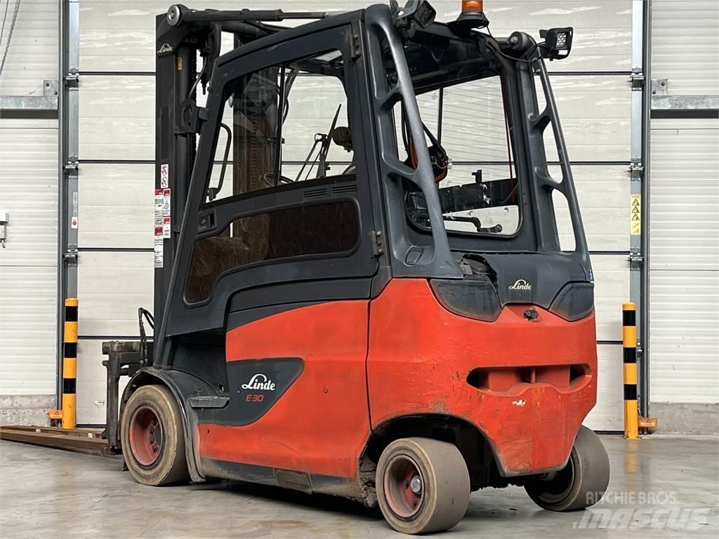 Linde E30/600HL 電動堆高機