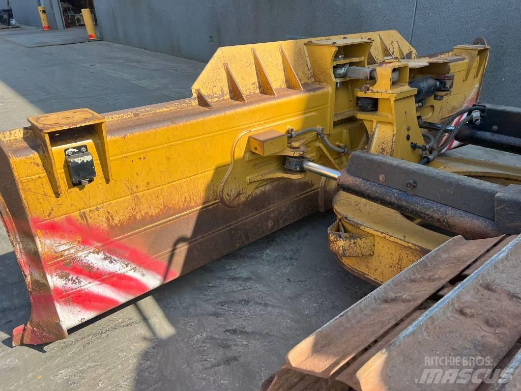 CAT D 6 N LGP 履帶推土機