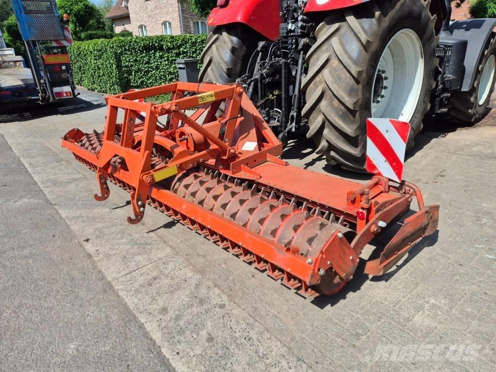 Kuhn HR 4000 動力耙和旋轉式耕耘機