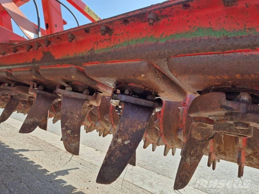 Kuhn HR 4000 動力耙和旋轉式耕耘機