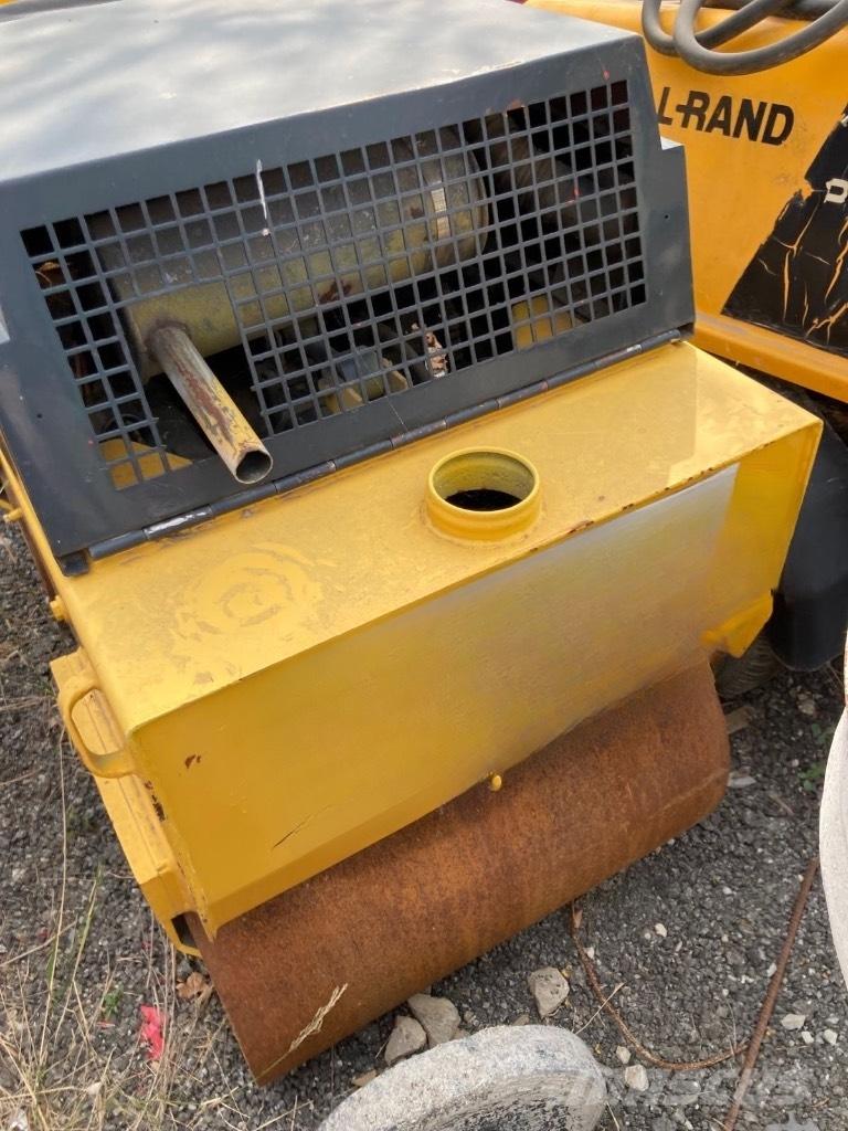 Bomag BW 75 AD 雙輪滾壓機