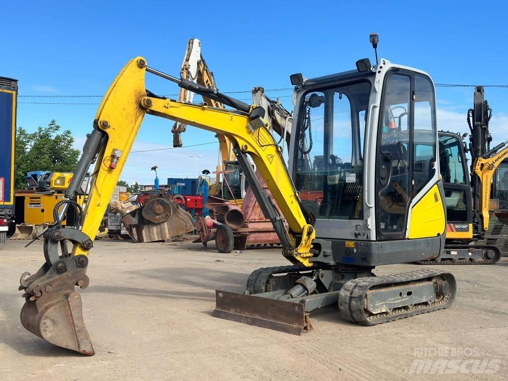 Wacker Neuson ET 18 小型挖土機/掘鑿機<7t(小型挖掘機)