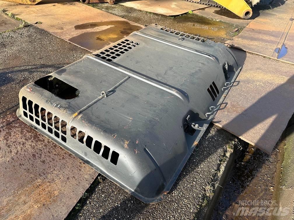 CAT 325DL hood 底盤和懸架