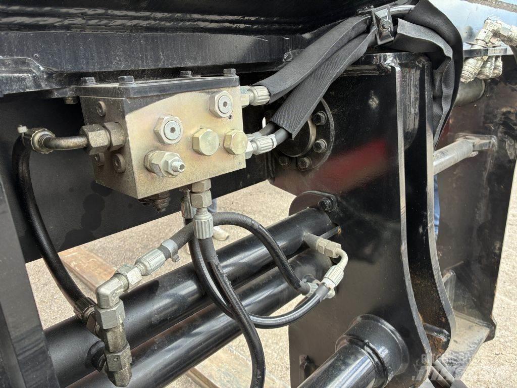 Manitou CAT+P+SS 其他物料運輸工具