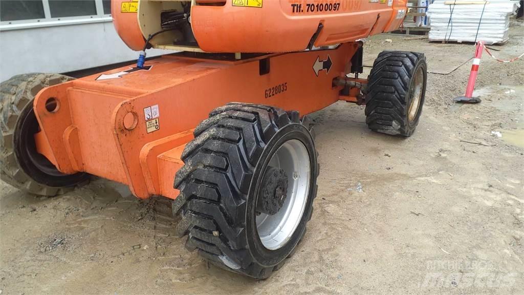 JLG 860SJ 伸縮臂高空作業車