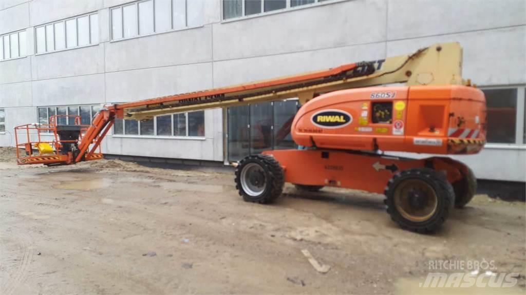 JLG 860SJ 伸縮臂高空作業車