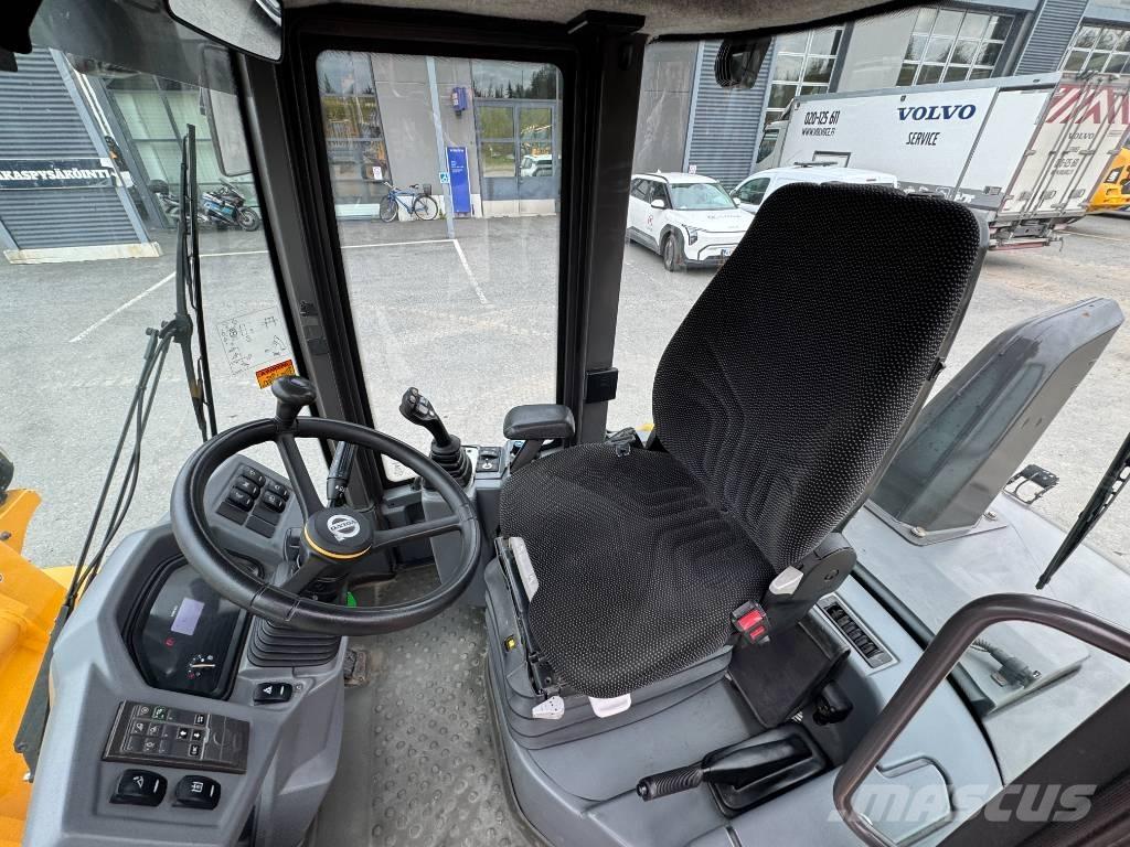 Volvo L 35 G 輪胎式裝載機