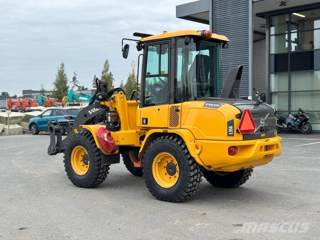 Volvo L 35 G 輪胎式裝載機