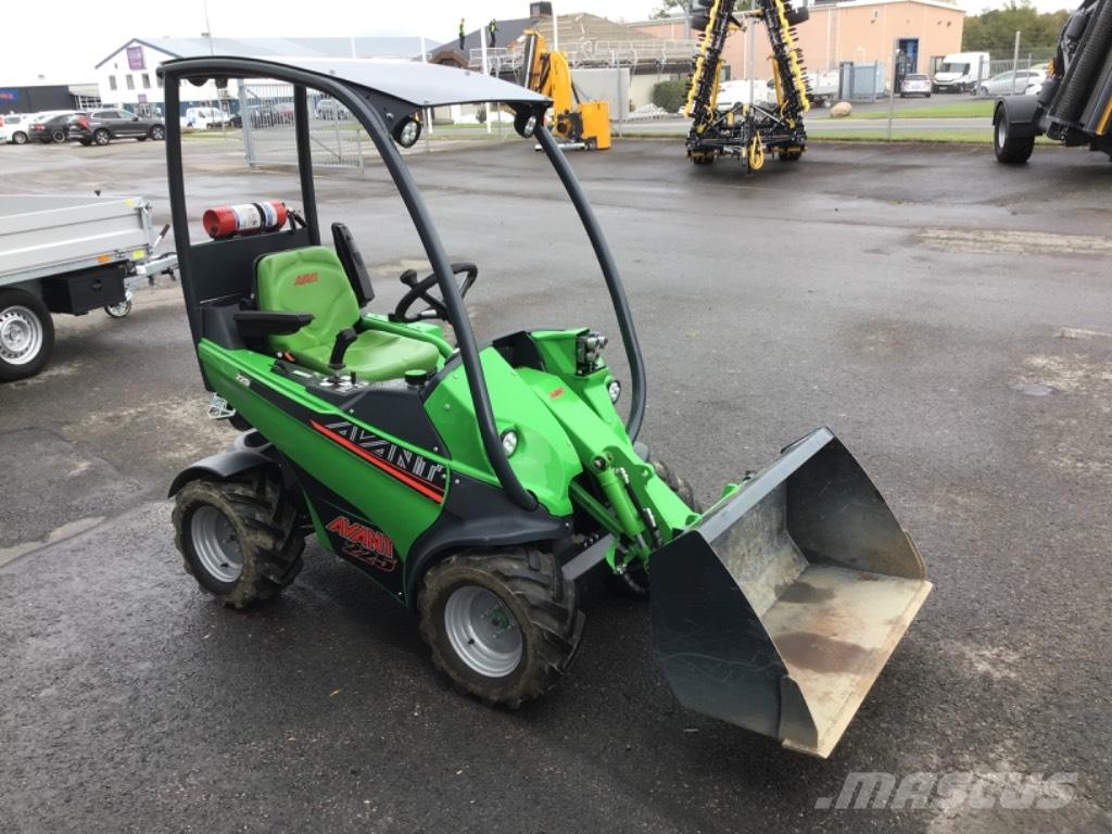 Avant 225 多功能裝載機
