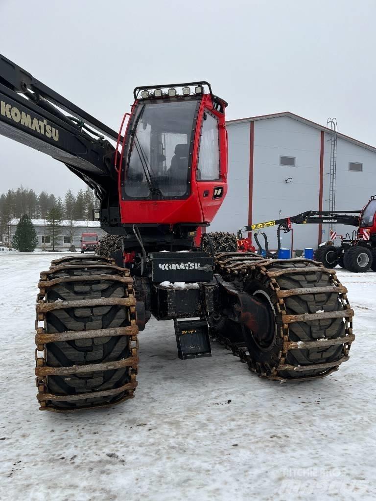 Komatsu 911.6 收穫機
