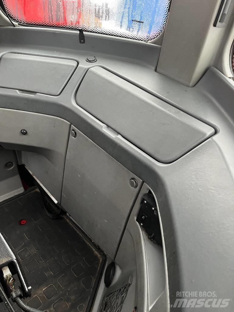 Komatsu 911.6 收穫機