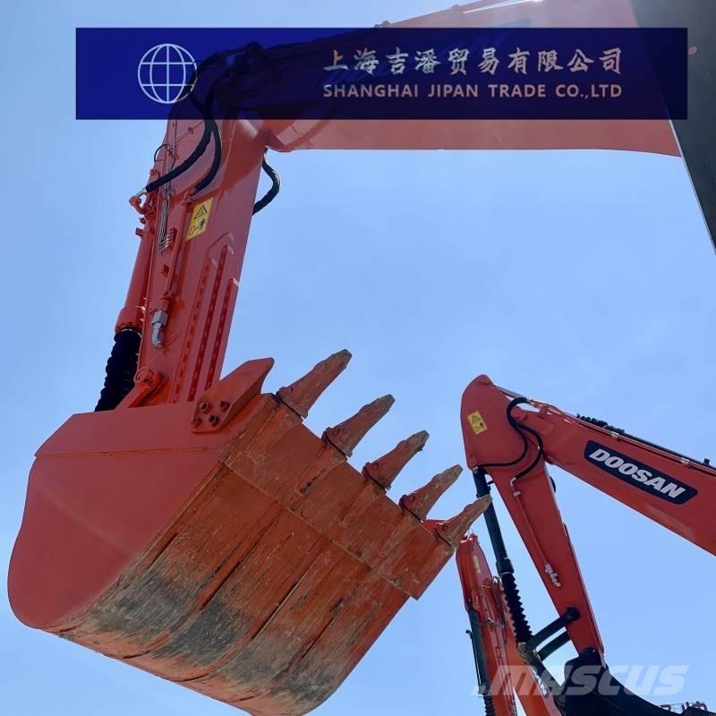 Doosan DX 300 履帶式 挖土機/掘鑿機/挖掘機