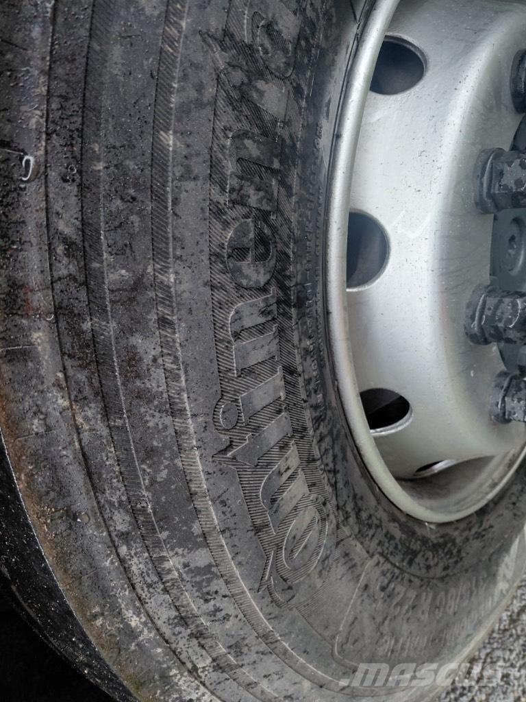 Scania 124 L 470 曳引機組件